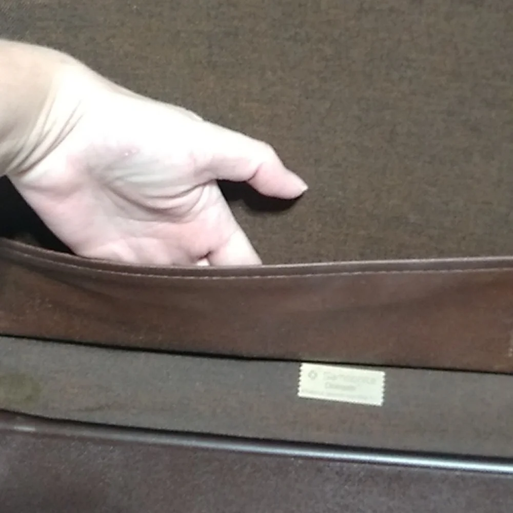 Samsonite Delegate Vintage Suitcase W Key 🔑 See Pockets For Storage